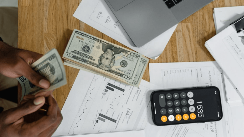 How much cash should your business actually keep?